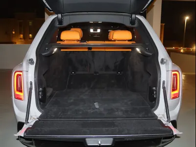 2025 رولز رويس كولينان سلفر بادج