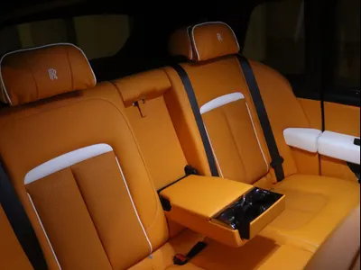 2025 رولز رويس كولينان سلفر بادج