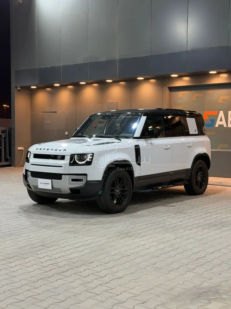 2022 لاند روفر ديفيندر 110