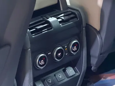 2022 لاند روفر ديفيندر 110