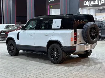 2022 لاند روفر ديفيندر 110