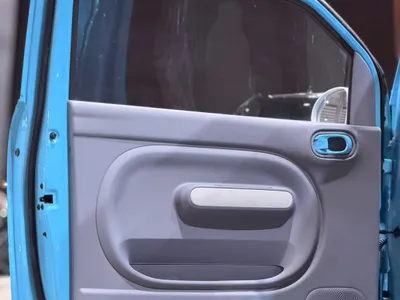 2025 فاو بيستون ميني إي في