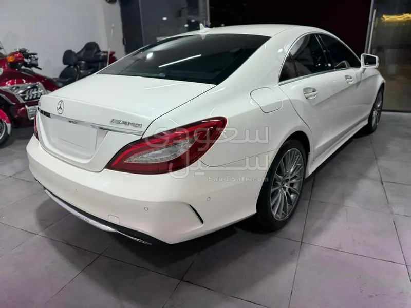 2016 مرسيدس - بنز سي إل إس 500