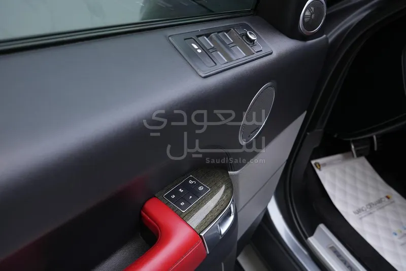 2016 لاند روفر رينج روفر سبورت سوبر تشارج