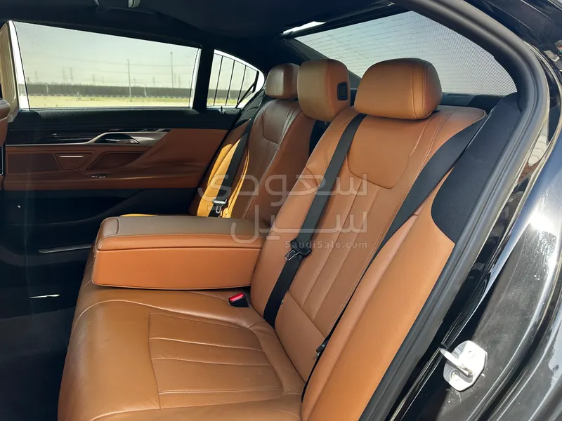 2017 بي ام دبليو الفئة السابعة 730 إل أي