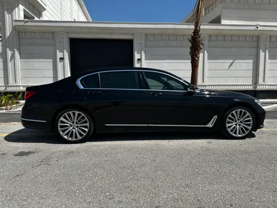 2017 بي ام دبليو الفئة السابعة 730 إل أي