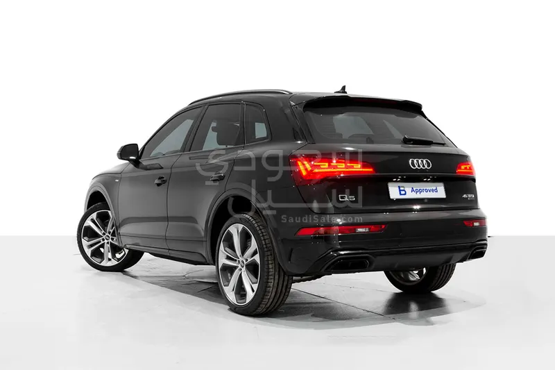 2024 Audi Q5 S Line