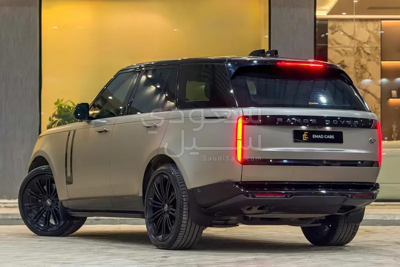 2022 لاند روفر رينج روفر فيرست اديشن