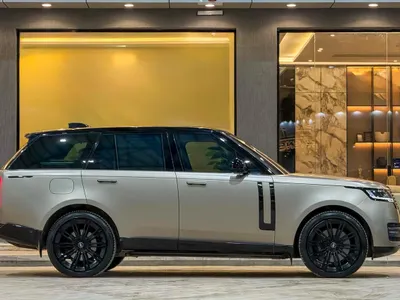 2022 لاند روفر رينج روفر فيرست اديشن