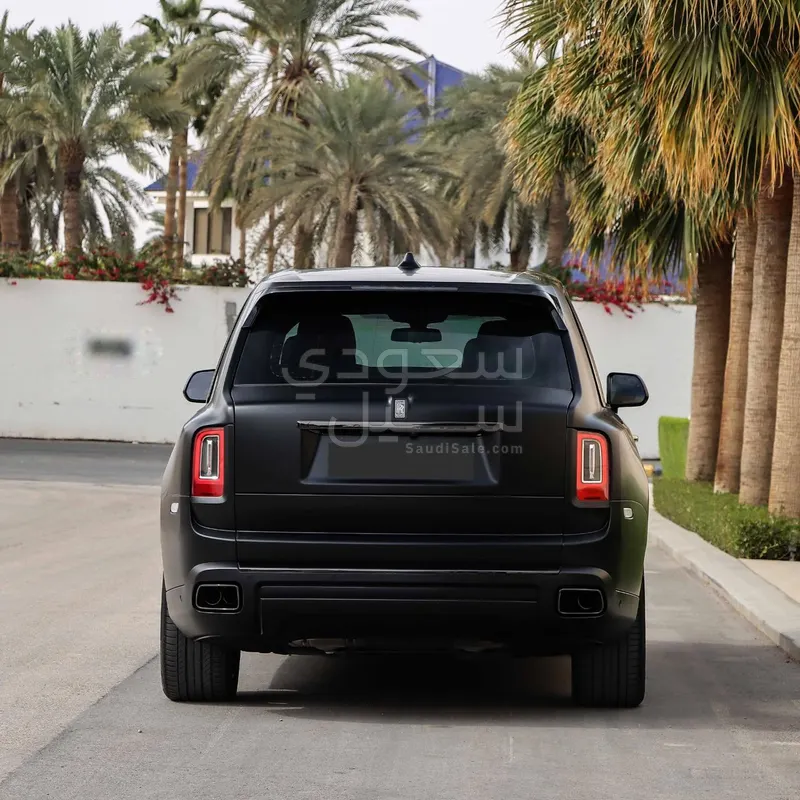 2024 رولز رويس كولينان بلاك بادج