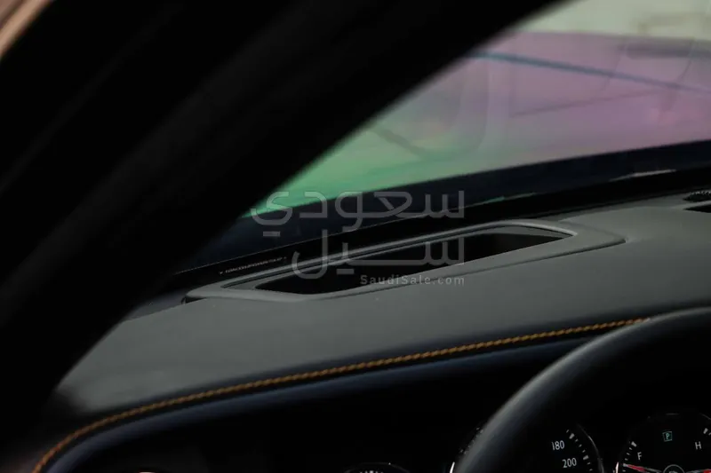 2024 رولز رويس كولينان بلاك بادج