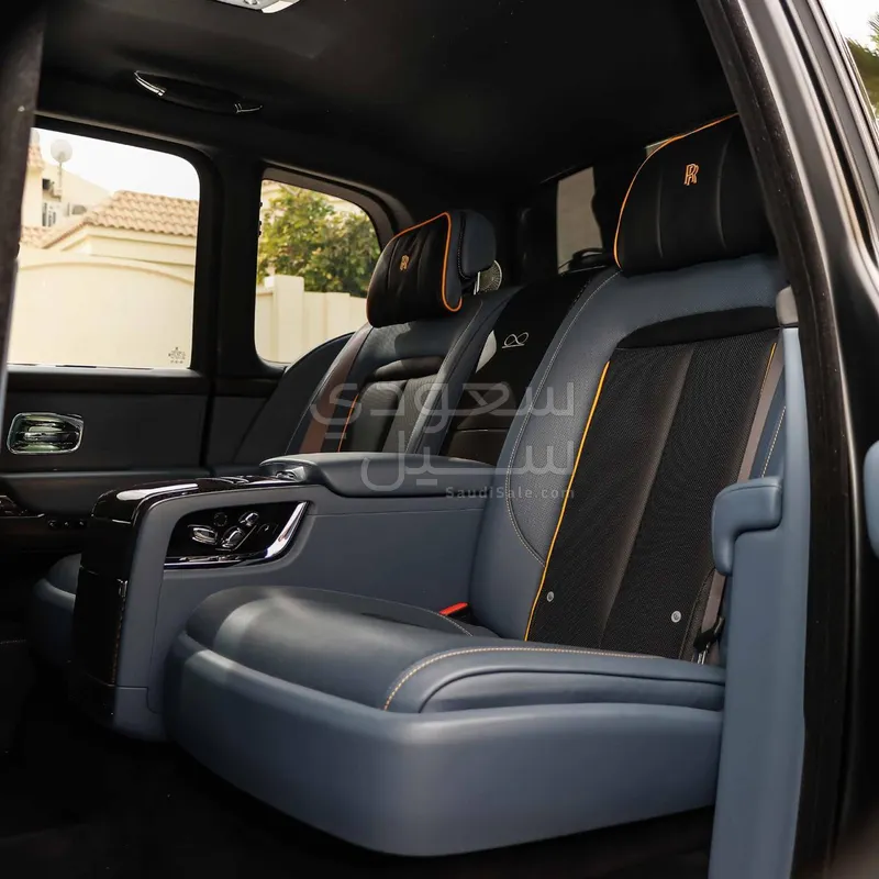 2024 رولز رويس كولينان بلاك بادج