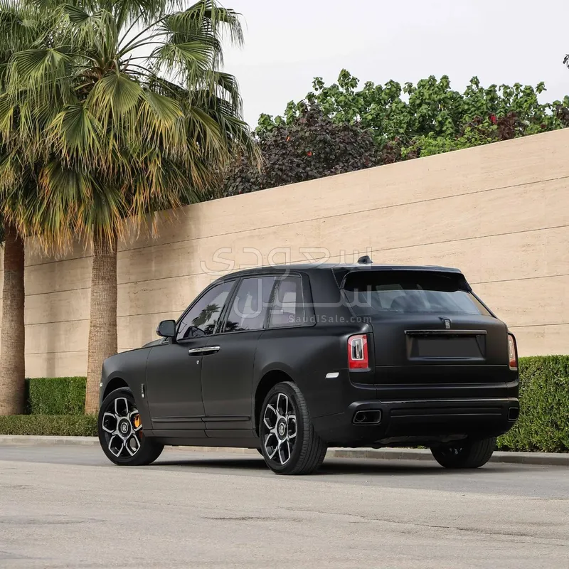 2024 رولز رويس كولينان بلاك بادج