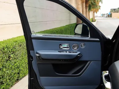 2024 رولز رويس كولينان بلاك بادج