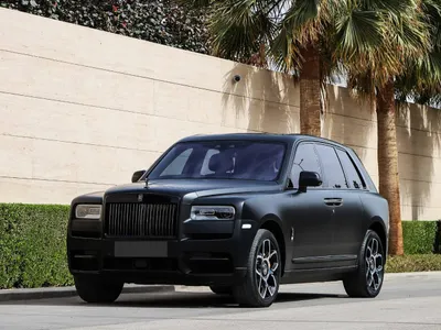 2024 رولز رويس كولينان بلاك بادج