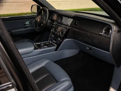 2024 رولز رويس كولينان بلاك بادج