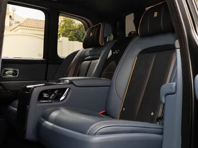 2024 رولز رويس كولينان بلاك بادج