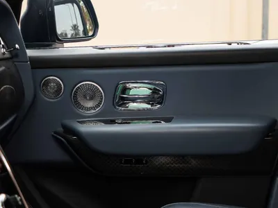 2024 رولز رويس كولينان بلاك بادج