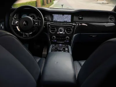 2024 رولز رويس كولينان بلاك بادج