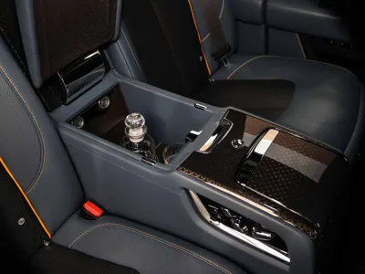 2024 رولز رويس كولينان بلاك بادج