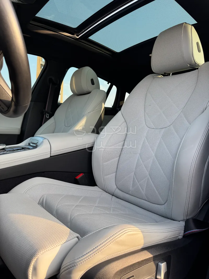 2024 BMW X Series 6 M