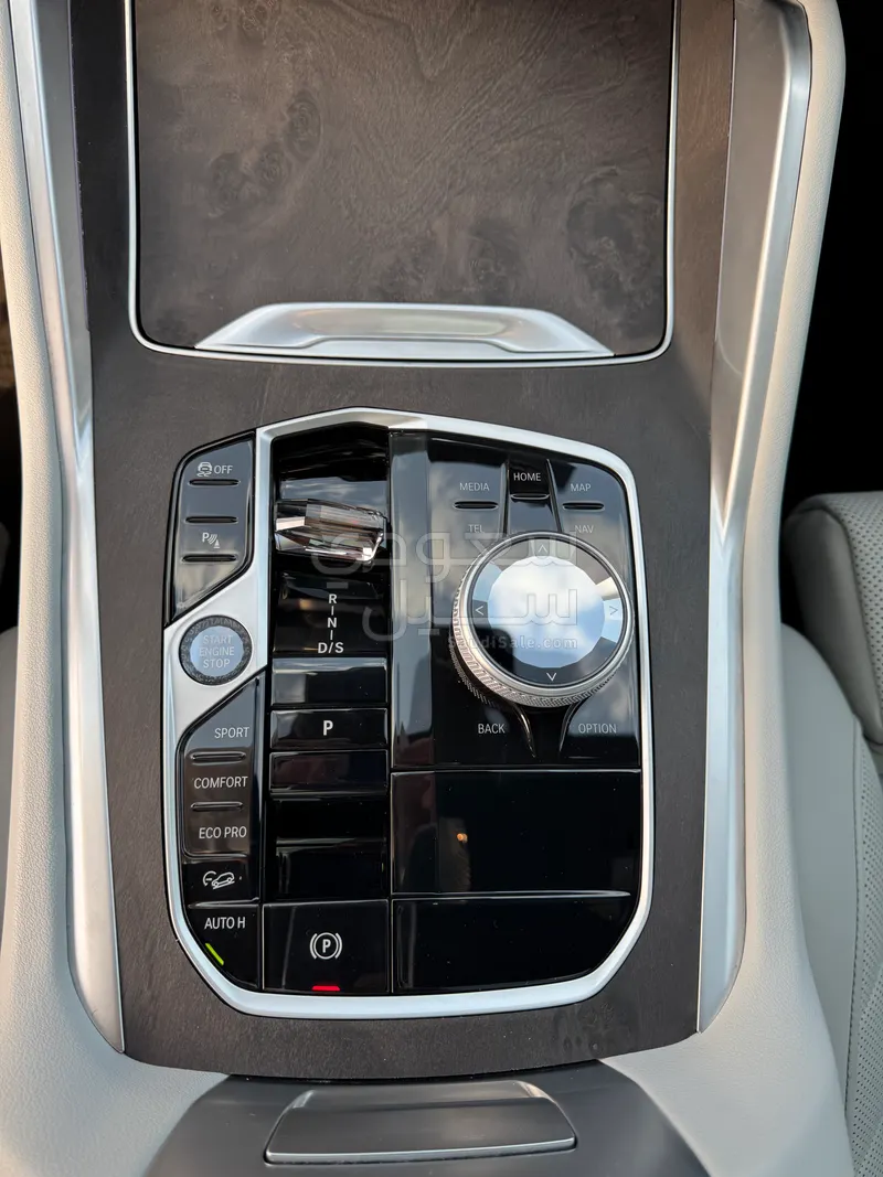 2024 BMW X Series 6 M