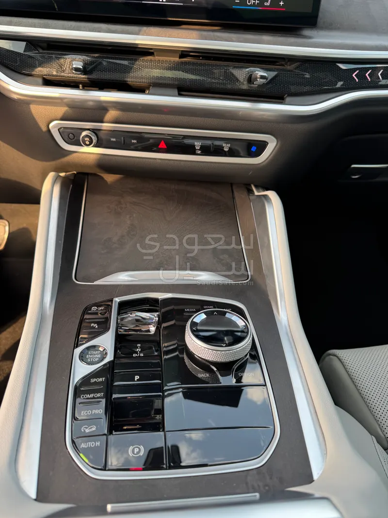 2024 BMW X Series 6 M