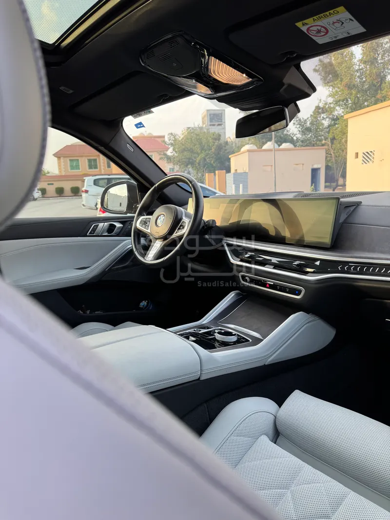 2024 BMW X Series 6 M