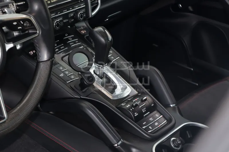 2016 بورش كايين جي تي اس