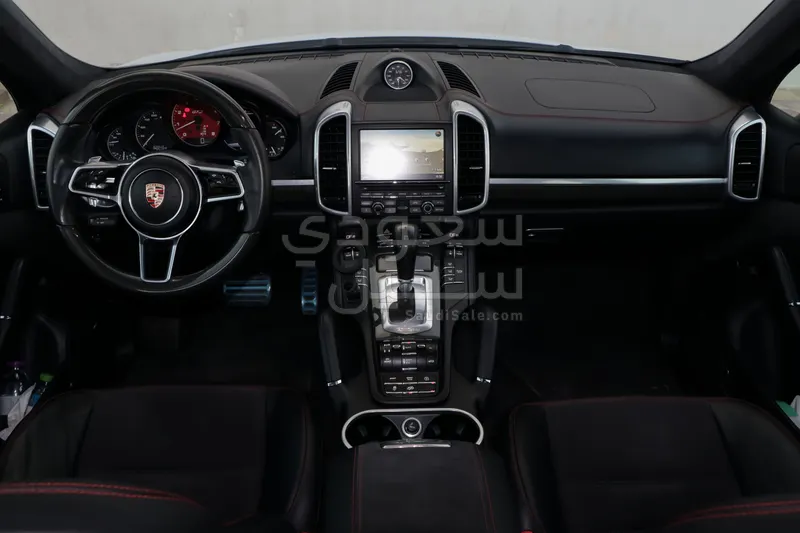 2016 بورش كايين جي تي اس