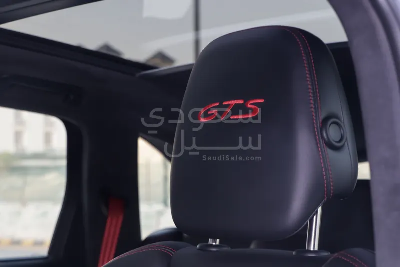 2016 بورش كايين جي تي اس