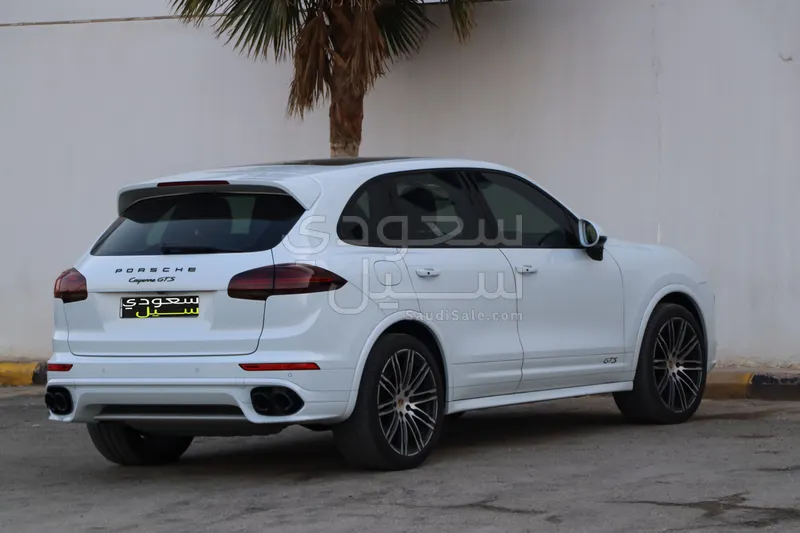 2016 بورش كايين جي تي اس