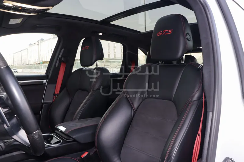 2016 بورش كايين جي تي اس