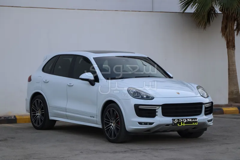 2016 بورش كايين جي تي اس