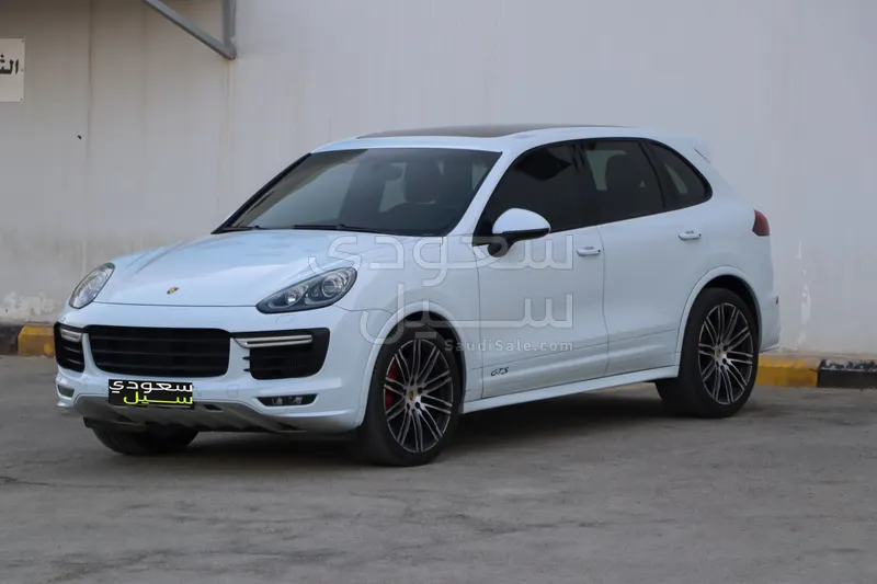 2016 بورش كايين جي تي اس