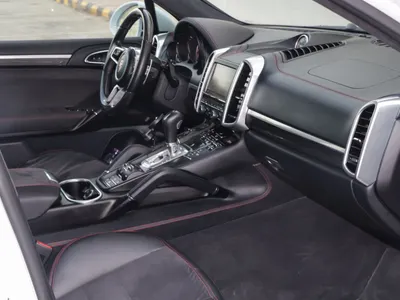 2016 بورش كايين جي تي اس