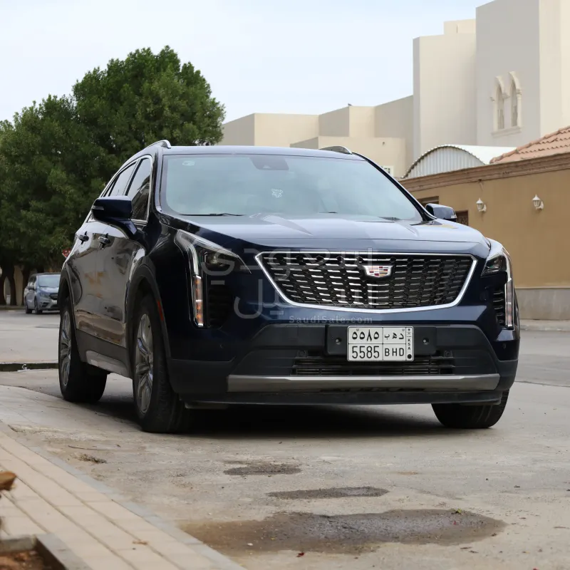 2021 كاديلاك اكس تي 4