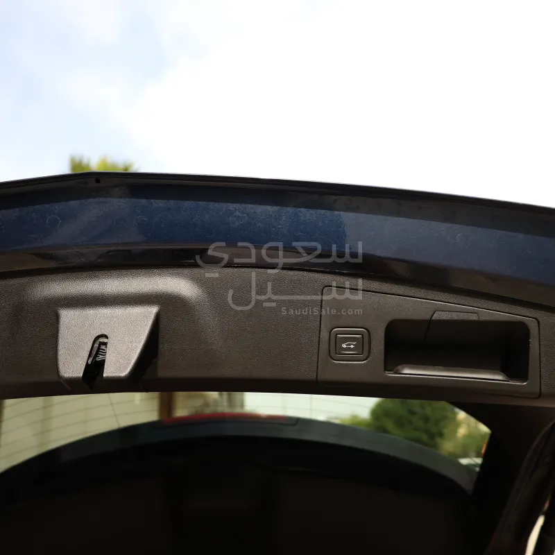 2021 كاديلاك اكس تي 4