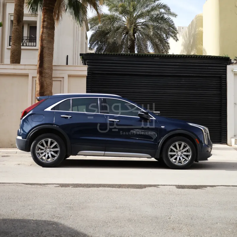 2021 كاديلاك اكس تي 4