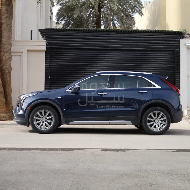 2021 كاديلاك اكس تي 4