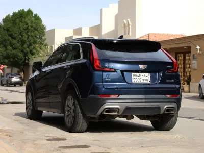 2021 كاديلاك اكس تي 4