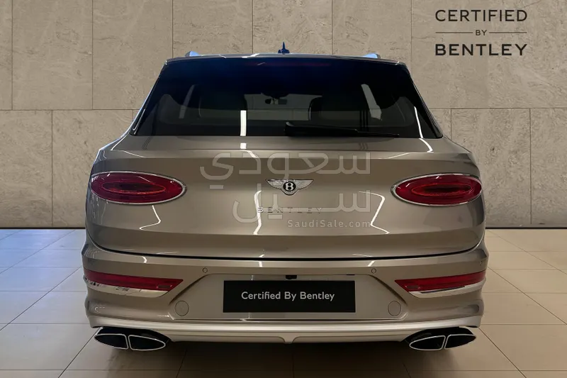 2025 بنتلي بنتايجا إي دابليو بي