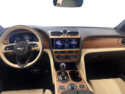 2025 بنتلي بنتايجا إي دابليو بي