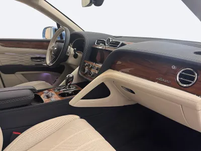 2025 بنتلي بنتايجا