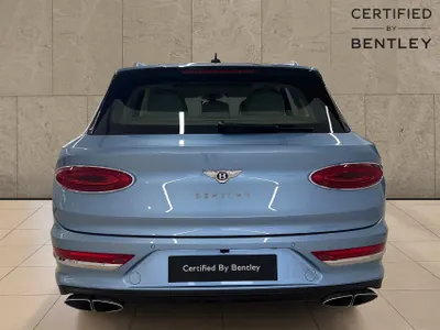 2025 بنتلي بنتايجا