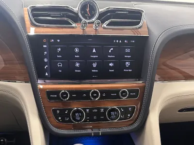 2025 بنتلي بنتايجا