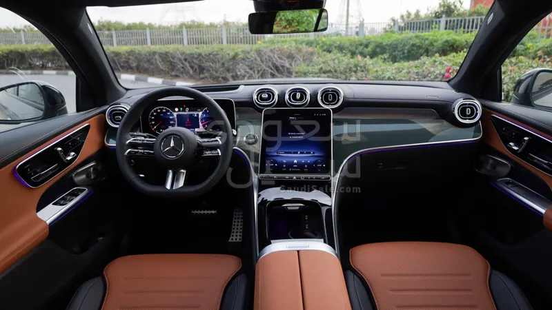 2026 مرسيدس - بنز جي إل سي 200 اي ام جي
