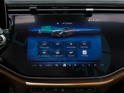 2026 مرسيدس - بنز إي 300 أي إم جي