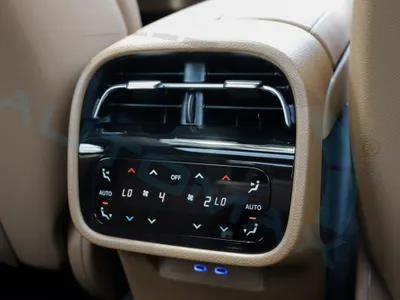 2026 مرسيدس - بنز إي 300 أي إم جي