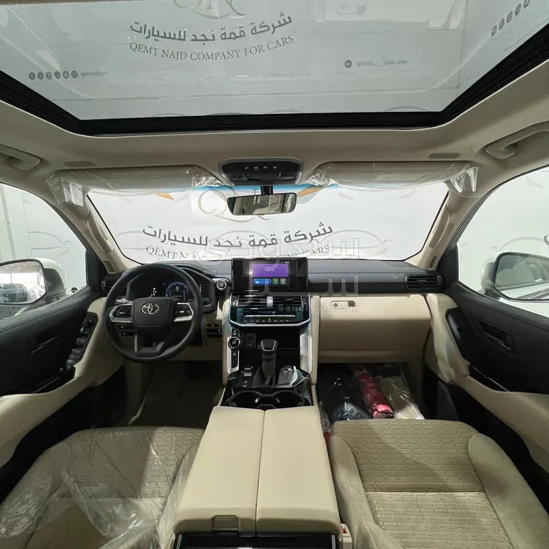 2026 تويوتا لاند كروزر جي اكس ار2